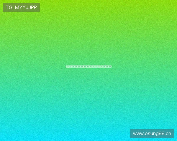 高清镜头下真实足球场图片细节与草坪质感全景展示震撼呈现视觉盛宴 高清镜头下真实足球场图片细节与草坪质感全景展示震撼呈现视觉盛宴